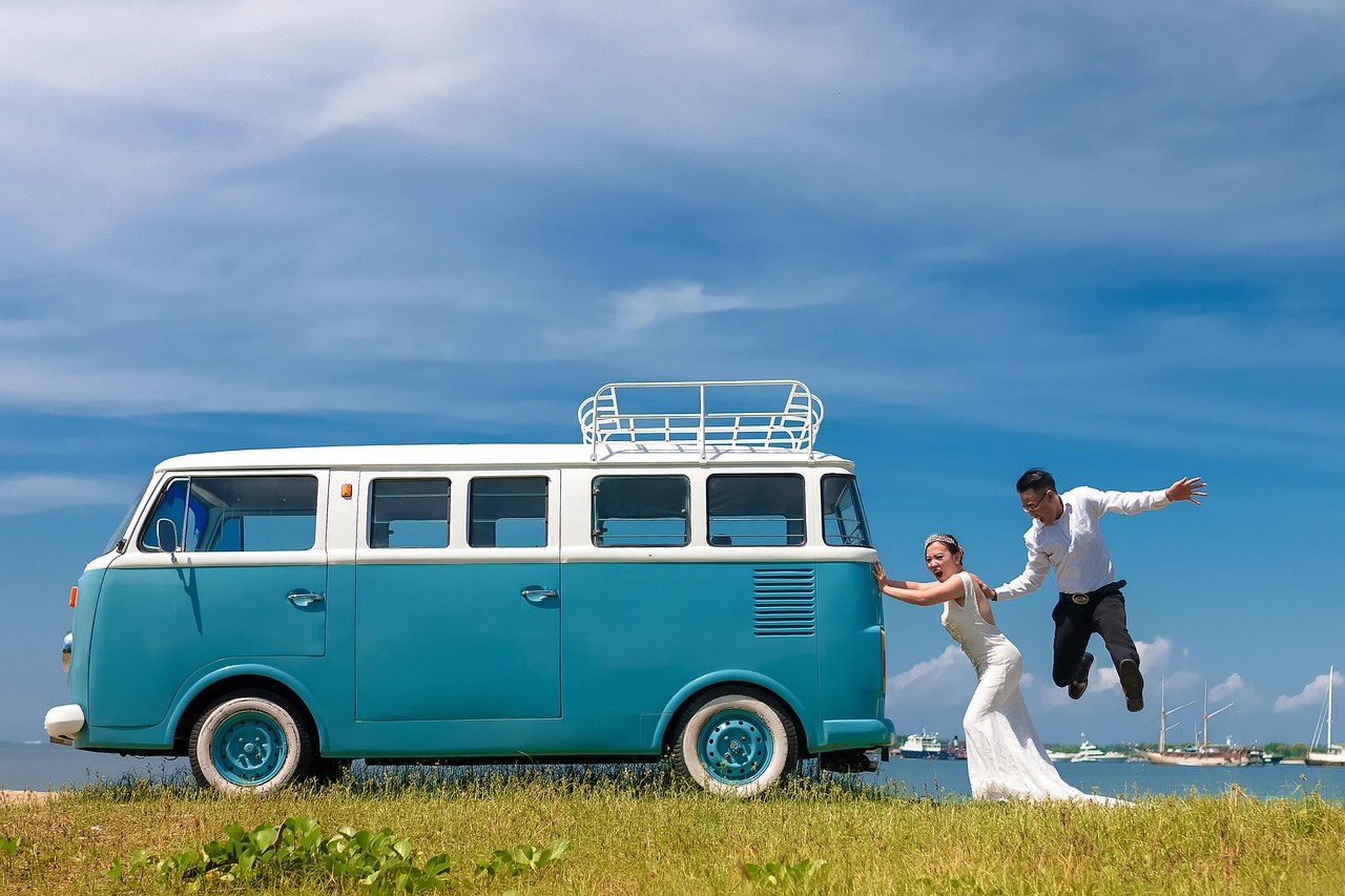 location van 9 places — Driver and mover France